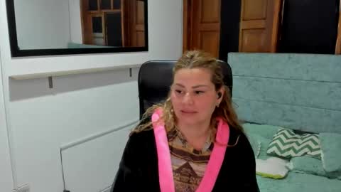 julieta_star69 online show from 01/19/26, 12:03