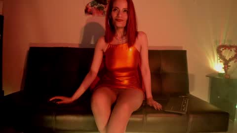 Snapshot of julieta_wall2 chatting on 02/02/25, 12:51 Julieta wall online show from 02/02/25, 12:51