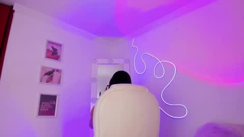 julietabomgv online show from 03/02/25, 11:20