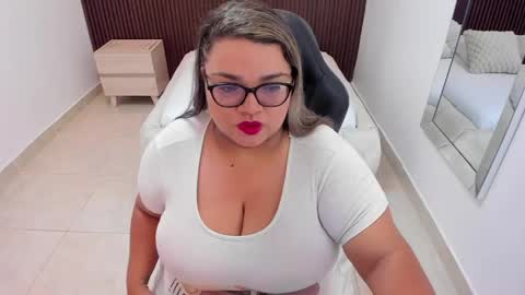  J U L IE T A  online show from 06/02/26, 07:16