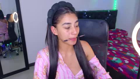 Julieta online show from 12/16/25, 01:10