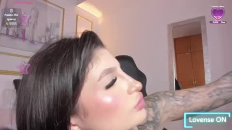 Julieta  online show from 04/09/26, 07:52