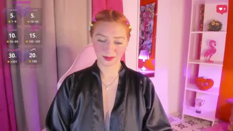 Snapshot of julietacollins_ chatting on 02/25/25, 02:03 Juliet online show from 02/25/25, 02:03