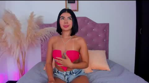 Julieth Gomez online show from 11/03/25, 03:19