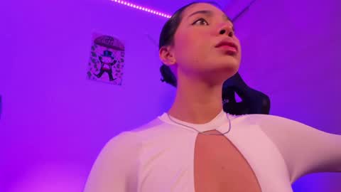 Julieta  online show from 12/06/24, 07:54