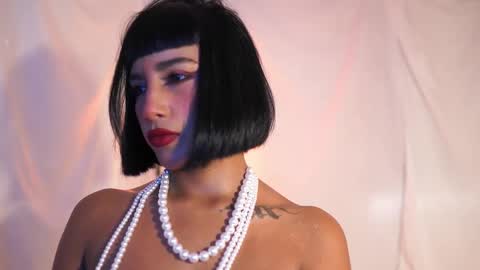 julietawinona online show from 11/27/25, 10:12