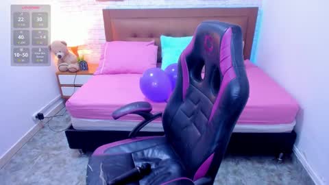 Julieth  online show from 09/16/25, 01:45