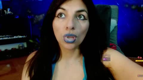 Snapshot of julieth_sex1 chatting on 06/06/26, 08:52 online show from 06/06/26, 08:52