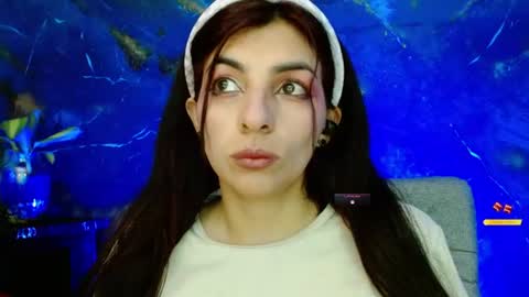 Snapshot of julieth_sex1 chatting on 06/14/26, 06:59 online show from 06/14/26, 06:59