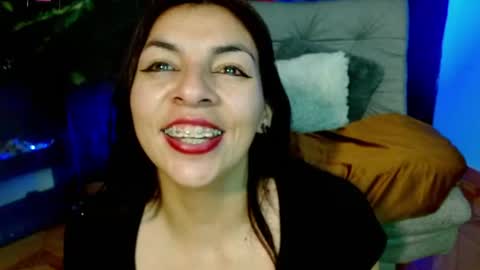 Snapshot of julieth_sex1 chatting on 07/02/26, 09:37 online show from 07/02/26, 09:37