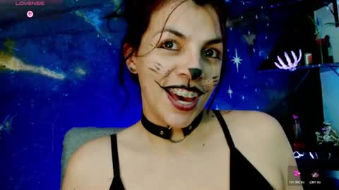 Snapshot of julieth_sex1 chatting on 08/04/26, 01:09 online show from 08/04/26, 01:09