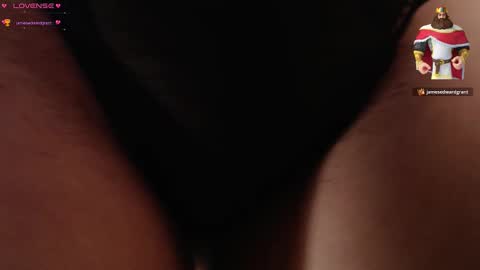 Julieta online show from 12/05/25, 02:36