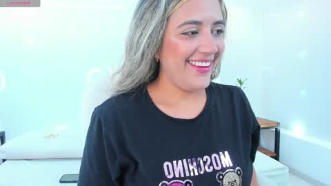 Julietha online show from 02/08/25, 02:58