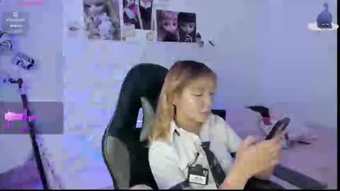 Julieth online show from 12/22/25, 09:01