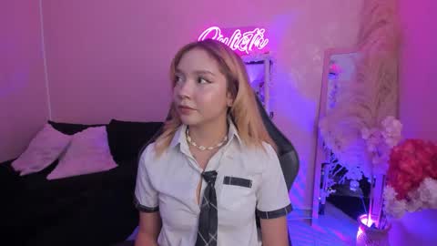 Julieth online show from 02/09/26, 08:24