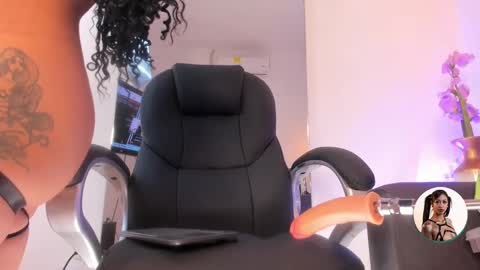 Juliett online show from 10/18/25, 01:08