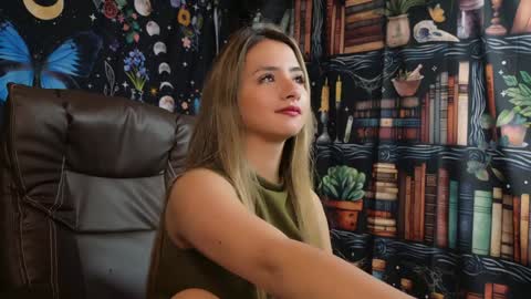 Julietta Jackson online show from 12/12/24, 07:48