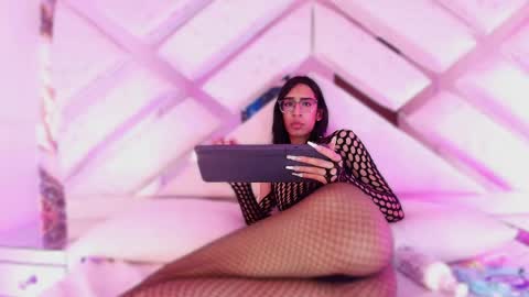 Snapshot of julietta_fox chatting on 03/07/26, 09:06 J U L L I E T A F O X online show from 03/07/26, 09:06