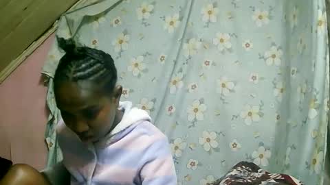 juliette9794 online show from 09/21/25, 12:01