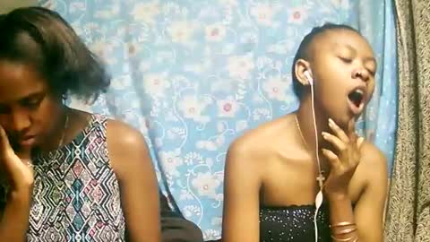 juliette9794 online show from 09/29/25, 08:02