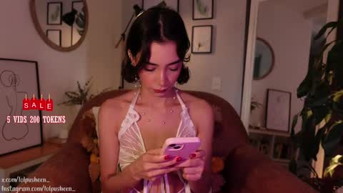 Snapshot of juliette_dee chatting on 01/16/25, 10:02 Juliette Dee online show from 01/16/25, 10:02