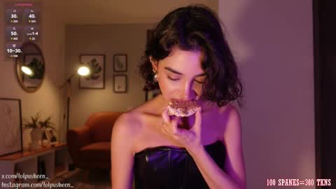 Snapshot of juliette_dee chatting on 02/21/25, 10:48 Juliette Dee online show from 02/21/25, 10:48