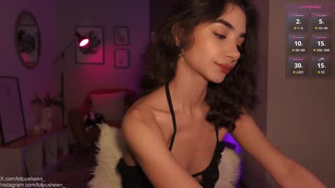 Snapshot of juliette_dee chatting on 09/26/25, 10:47 Juliette Dee online show from 09/26/25, 10:47