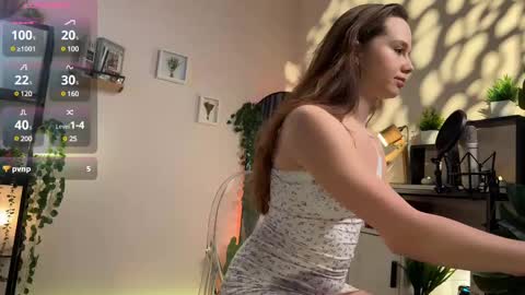 Snapshot of juliette_junson chatting on 03/07/25, 05:40 Julie online show from 03/07/25, 05:40