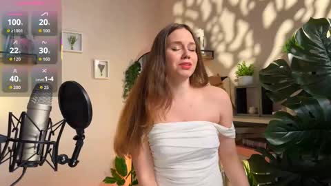 Julie online show from 03/05/26, 12:23