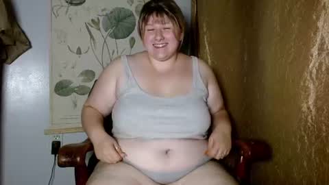 Snapshot of juliette_stone chatting on 07/25/26, 04:21 Juliette Stone online show from 07/25/26, 04:21
