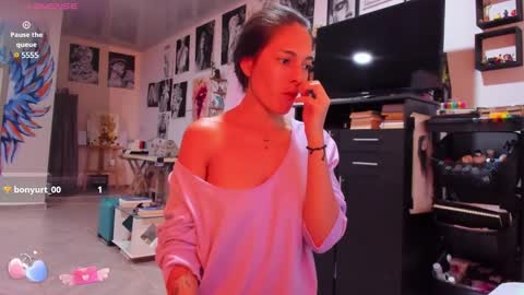 juliette online show from 02/28/25, 10:17