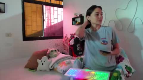 juliette online show from 10/10/25, 02:49