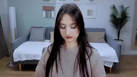 Snapshot of juliettemonli chatting on 06/06/26, 06:34 juliettemonli online show from 06/06/26, 06:34