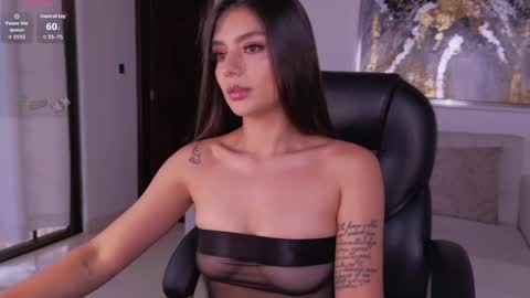 Juliette Moreau online show from 06/06/26, 07:51