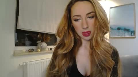 JulietteSensual online show from 03/07/25, 04:22