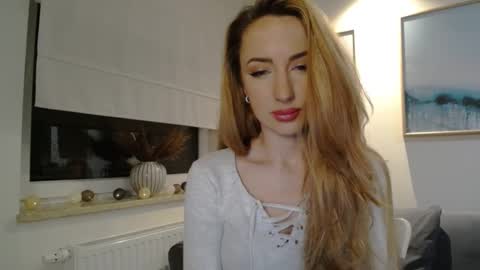 JulietteSensual online show from 03/11/25, 07:58