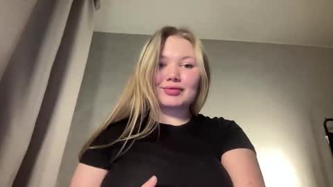 Julie online show from 02/16/26, 03:02