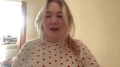 Julie online show from 03/13/26, 12:23