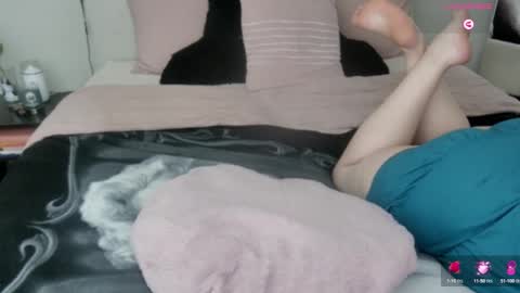 Juli Monroe online show from 01/31/25, 03:20