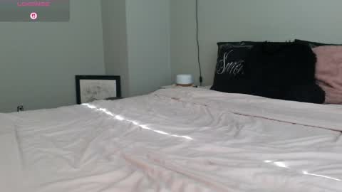 Juli Monroe online show from 04/20/26, 02:31