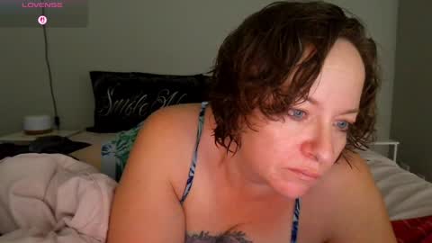 Juli Monroe online show from 04/22/26, 09:44