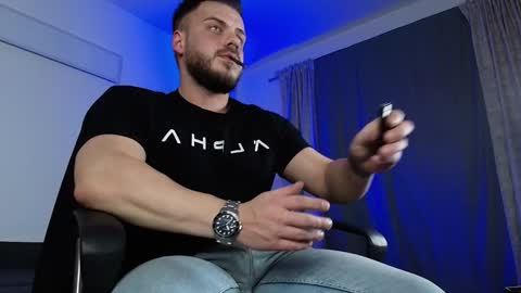 JULiUS   online show from 01/28/25, 11:17