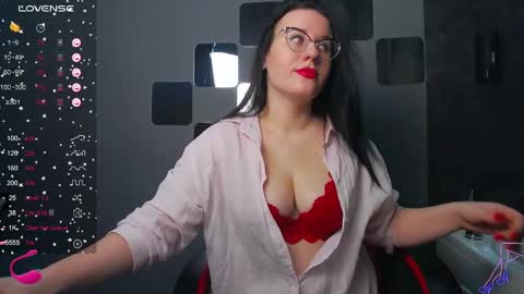 Snapshot of juliyamayers chatting on 01/17/25, 02:29 JuliyaMayers online show from 01/17/25, 02:29