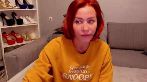 jullia_moor online show from 03/16/26, 12:17