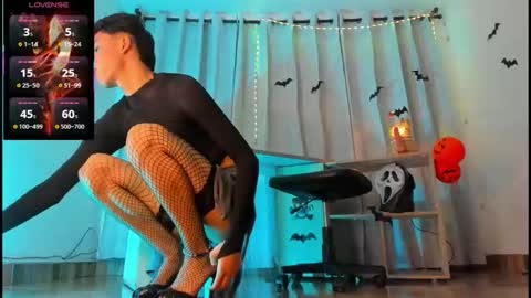 jullian online show from 10/28/25, 03:10