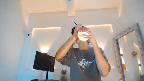 jullian online show from 04/22/26, 08:43