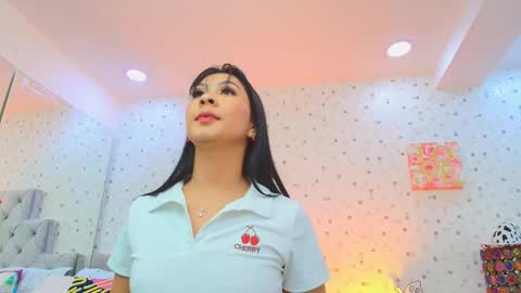 Julieta Reyes   online show from 10/04/25, 11:52