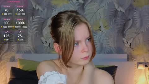 Julie online show from 10/25/25, 04:57