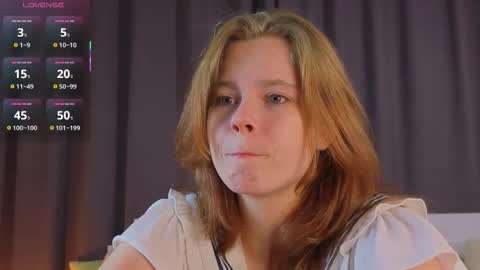 Julie online show from 11/08/25, 04:07