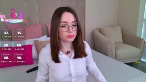 Snapshot of julliross chatting on 05/25/26, 05:02 Julli online show from 05/25/26, 05:02